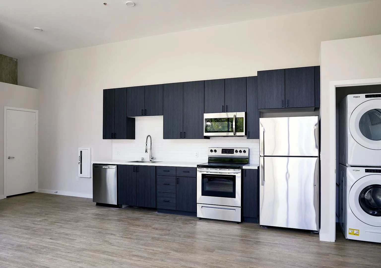 The Leo — Photo 1