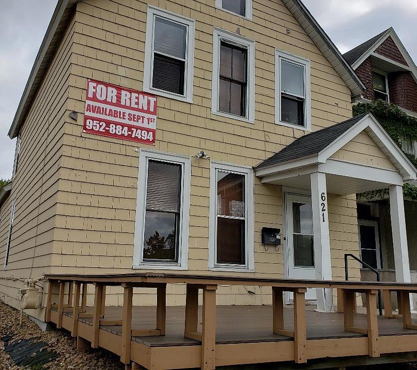 1st image of 621 Ontario St SE