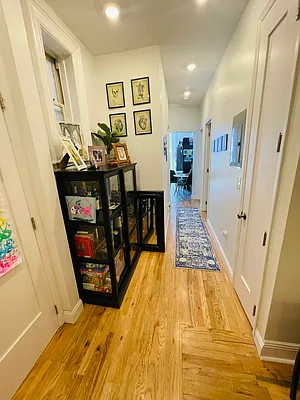 Rented by Voro New York | media 27