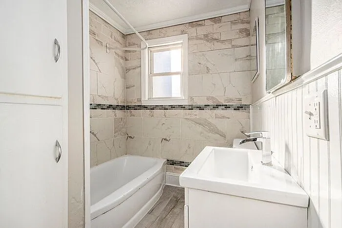 1703 S Park St #1 — Photo 22