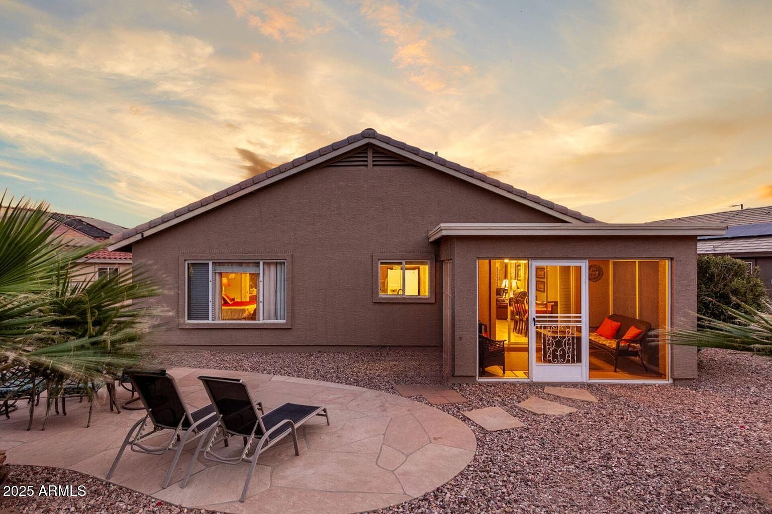 ウメ 23166 W SHADOW Drive, Buckeye, AZ 85326 | MLS #6947351 | Zillow