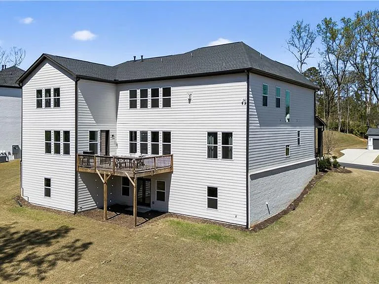512 Cedar Crest Cir — Photo 37