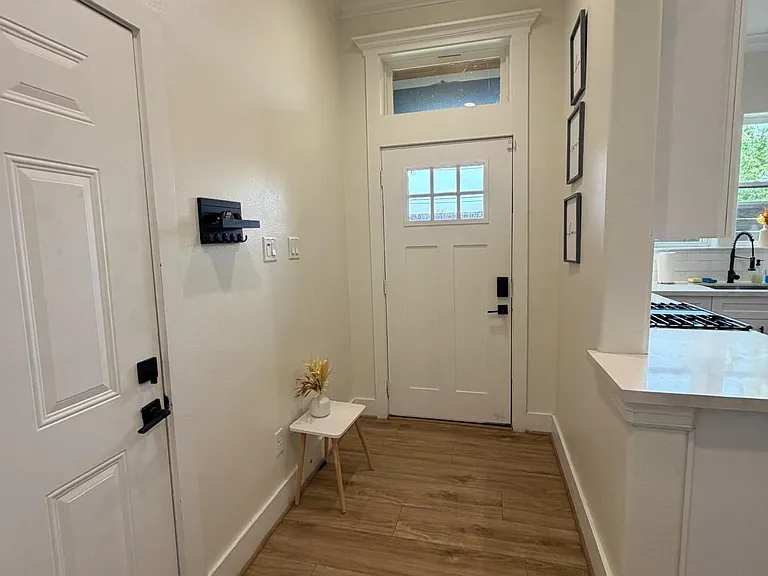 3105 McIlhenny St — Photo 6