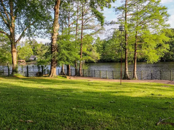 3110 River Oaks Dr #2, Monroe, LA 71201