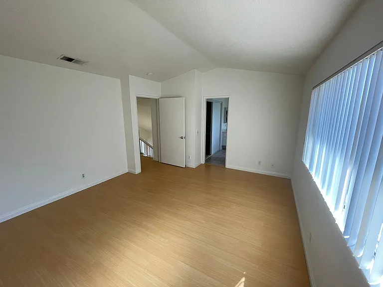 24399 Fiji Dr — Photo 7