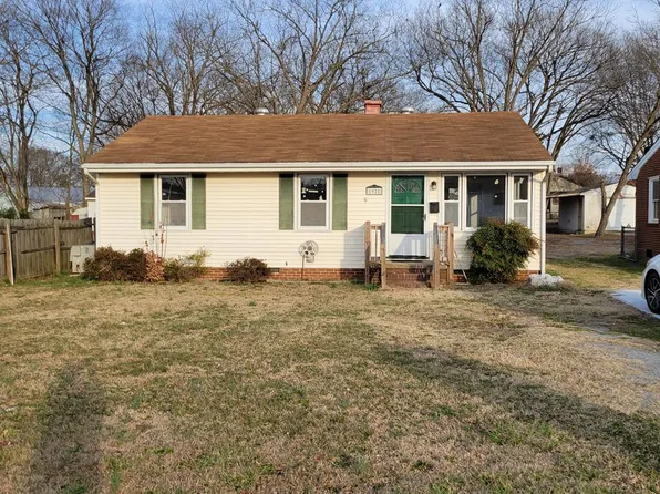 1928 Willow St, Roanoke Rapids, NC 27870