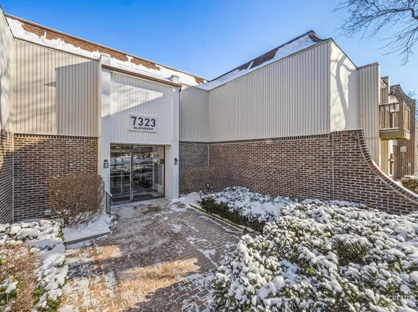 7323 Blackburn Ave APT 203, Downers Grove, IL 60516