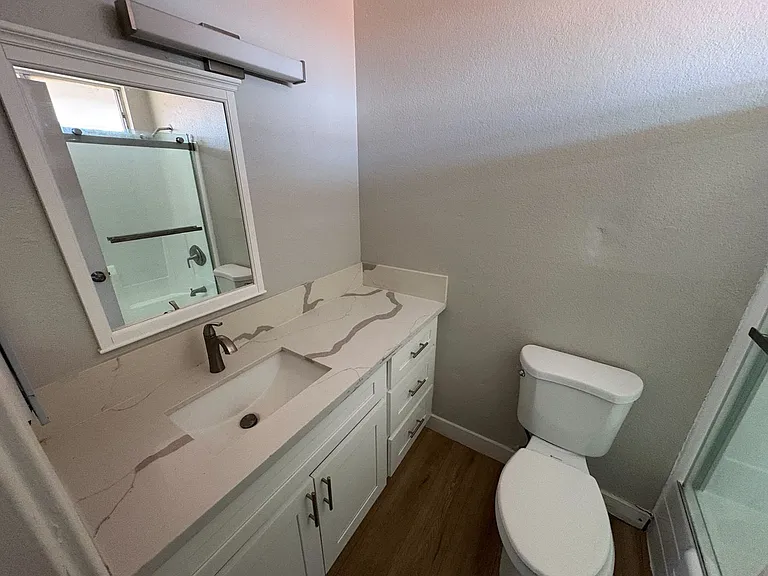 2313 West Valencia Dr — Photo 5