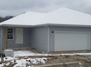 157 Rocky Ridge Rd, Lampe, MO 65681