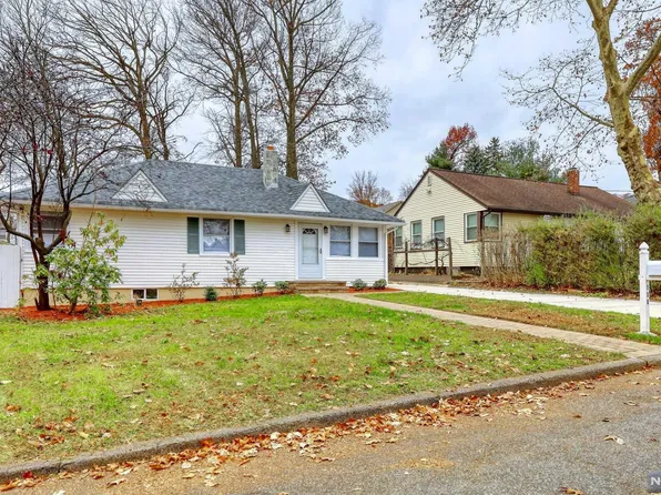 136 Lafayette Ave, Maywood, NJ 07607