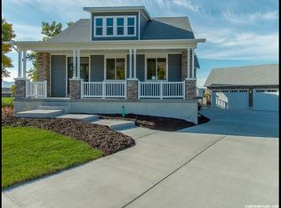 3105 Numana Rd, Honolulu, HI 96819