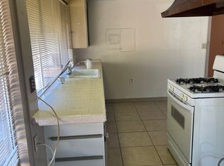 9445 Yucca St #C, Apple Valley, CA 92308