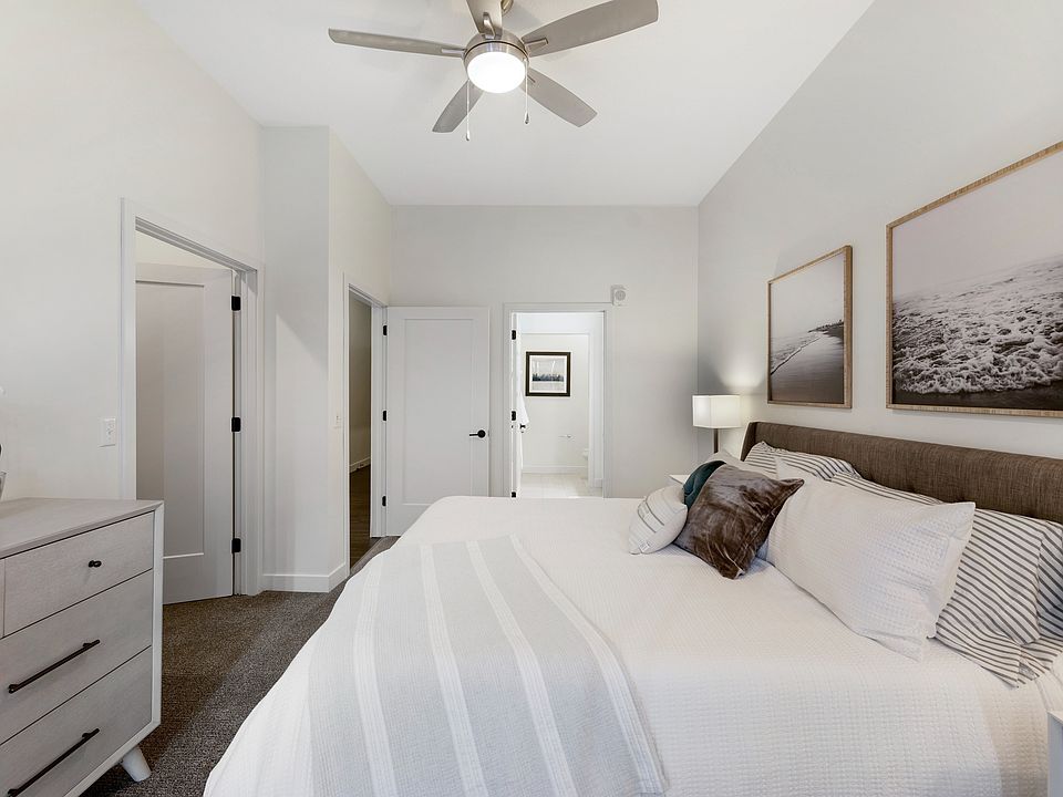 Apartment Bedroom