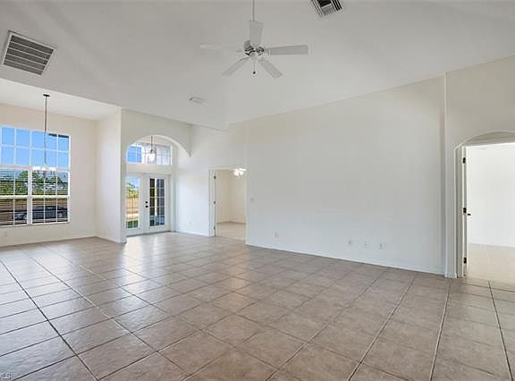 4th image of 2510 NW 25th St