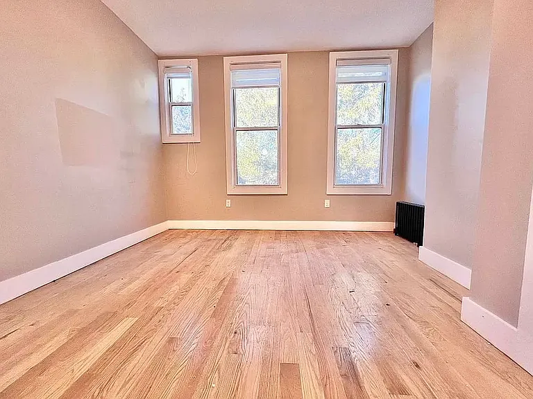 60-16 54th Pl #2R — Photo 7
