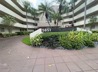 5851 Camino Del Sol APT 304, Boca Raton, FL 33433