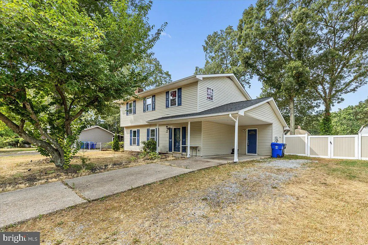 49 Tadcaster Cir photo 1