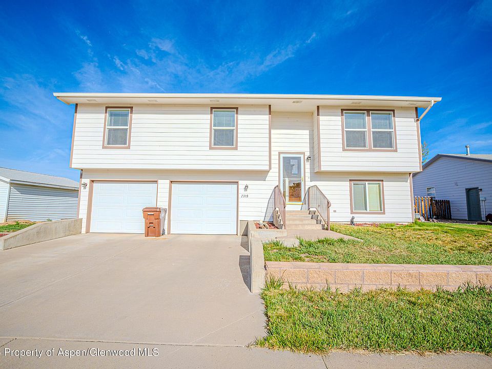 1st image of 2319 Meadow Cir