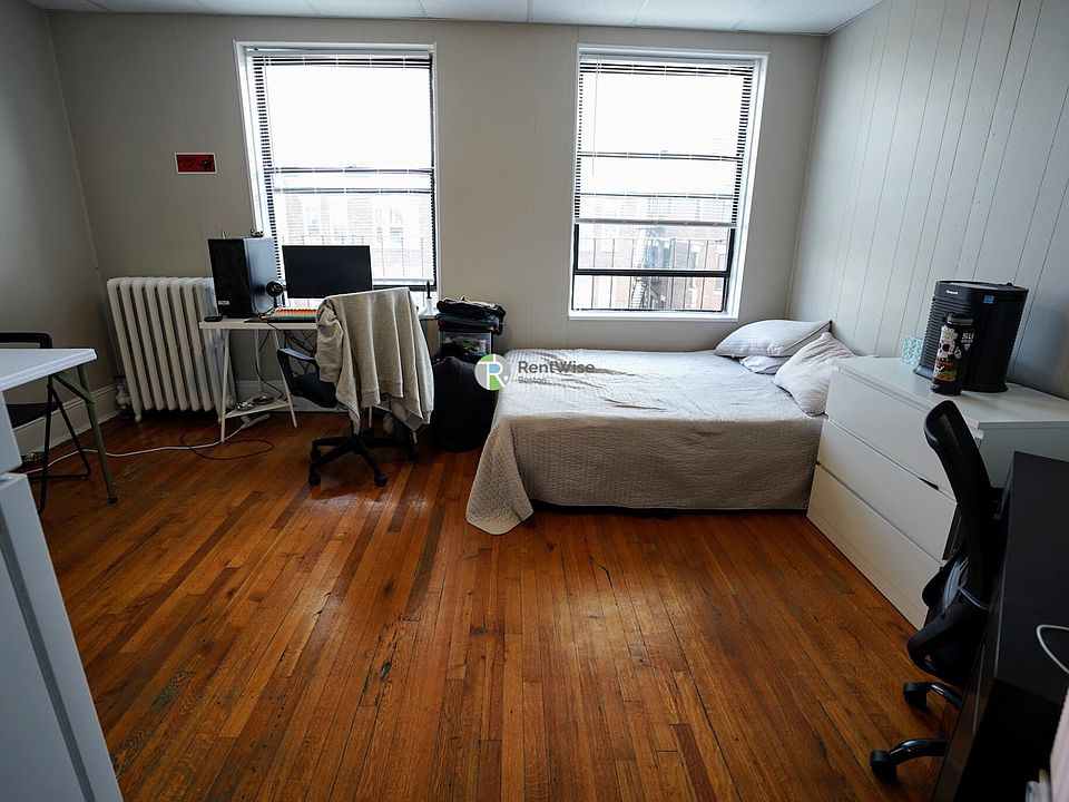 1st image of 50 Park Vale Ave APT 37