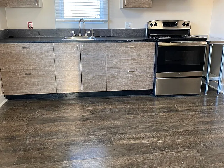 114 E Main St #1 — Photo 2