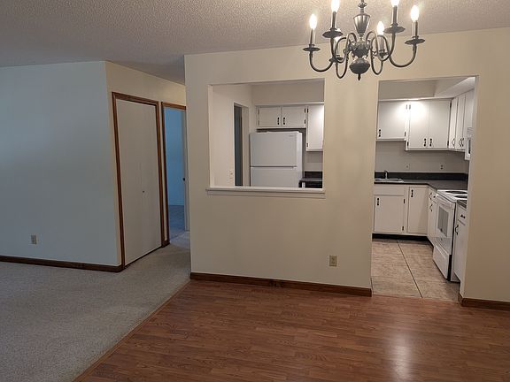 4th image of 2575 Clayton Blvd #2575