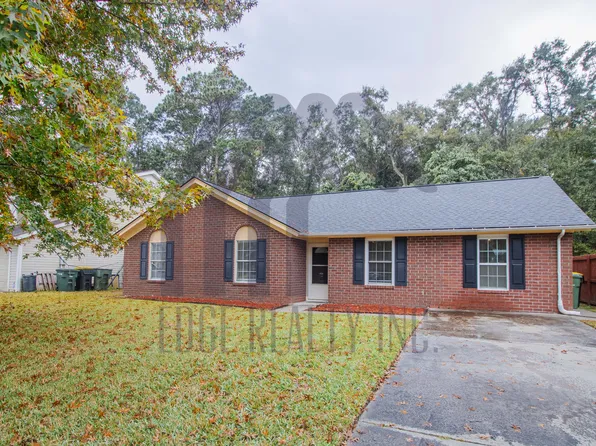 148 Country Walk Cir, Savannah, GA 31419