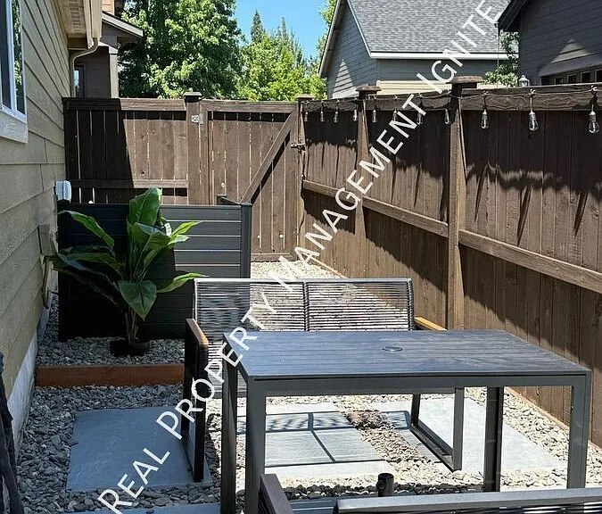 61203 Snowbrush Dr — Photo 15