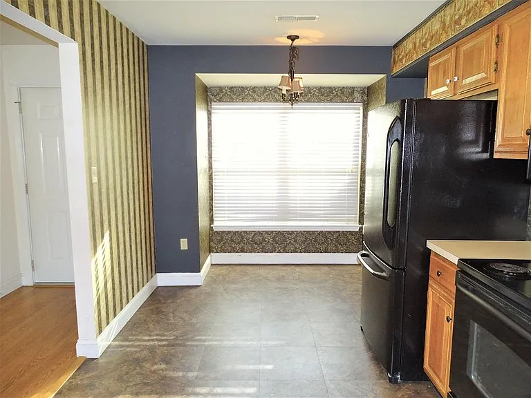 153 Melrose Ln — Photo 5