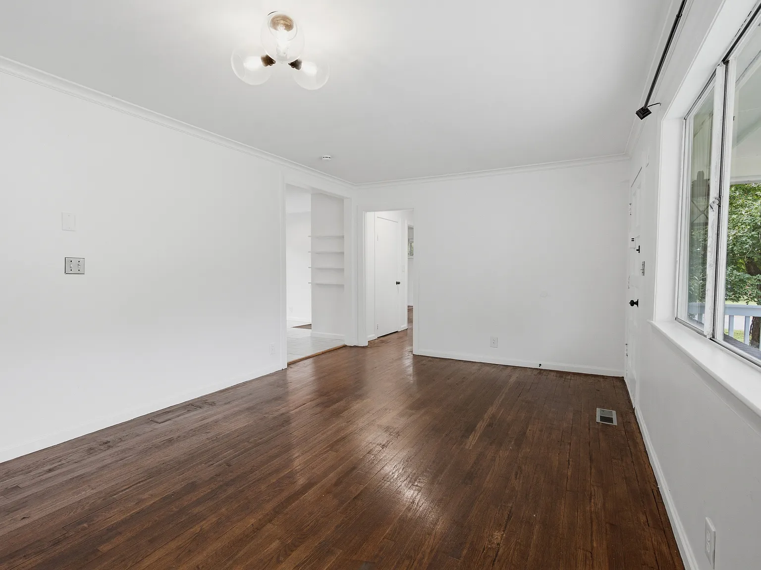 3 bed, 1734 sqft, $3,125 — Photo 3