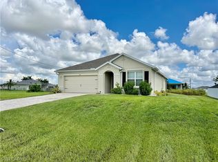 1201 NW 13th Ter, Cape Coral, FL 33993
