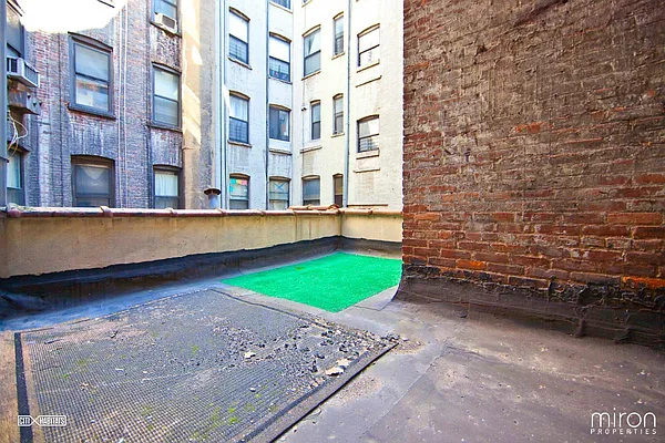 Rented by Citi Habitats | media 33