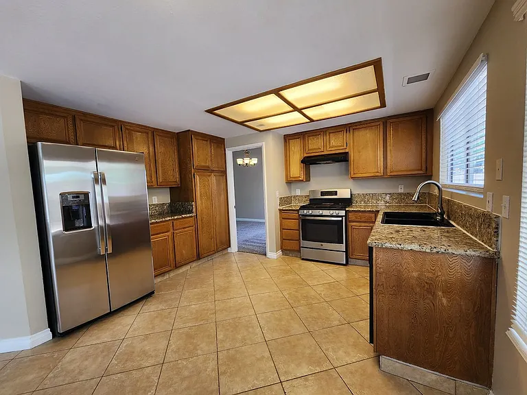 6703 Dominion Ct — Photo 16