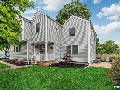 172 E Clinton Ave, Bergenfield, NJ, 07621