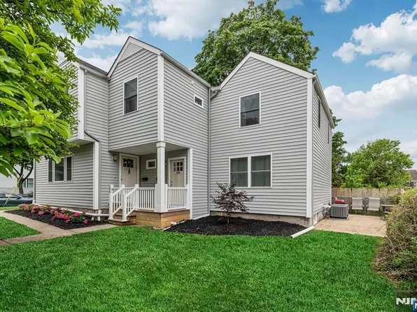 172 E Clinton Ave, Bergenfield, NJ 07621