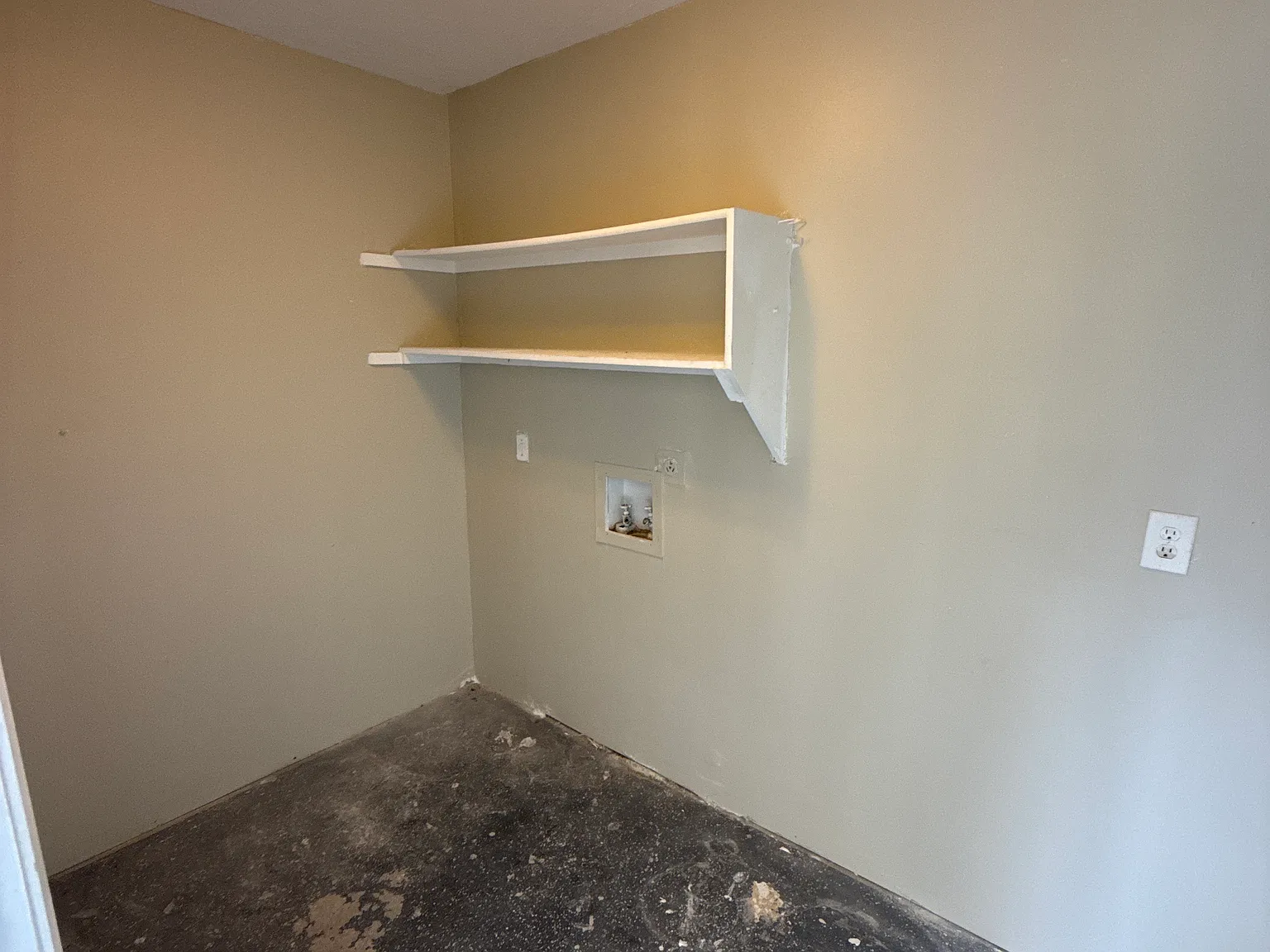 2 bed, 900 sqft, $1,650 — Photo 3