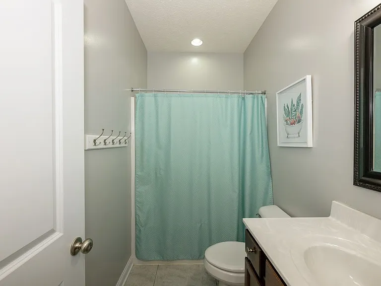 236 Butterfield Dr — Photo 10