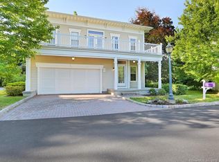 50 Verona Ct, Stratford, CT 06615