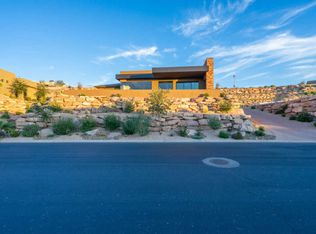 2546 E Cobalt Dr, St George, UT 84790