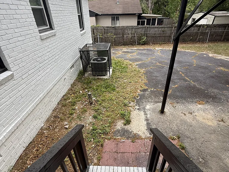 2822 E Wynnton Ln — Photo 32