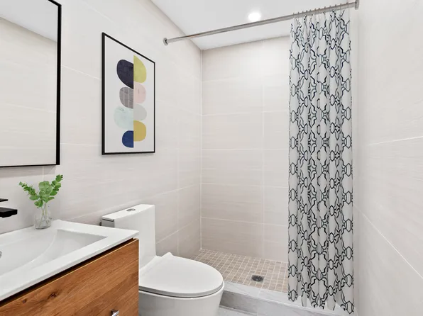 86 Thayer Street image 6 of 7