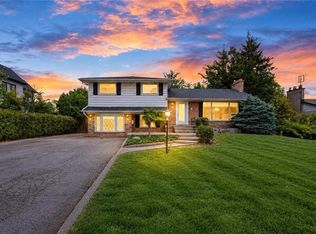 251 3rd Line, Oakville, ON L6L 4A2