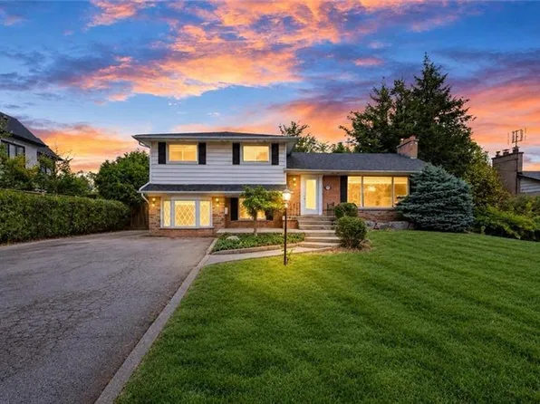 251 3rd Line, Oakville, ON L6L 4A2