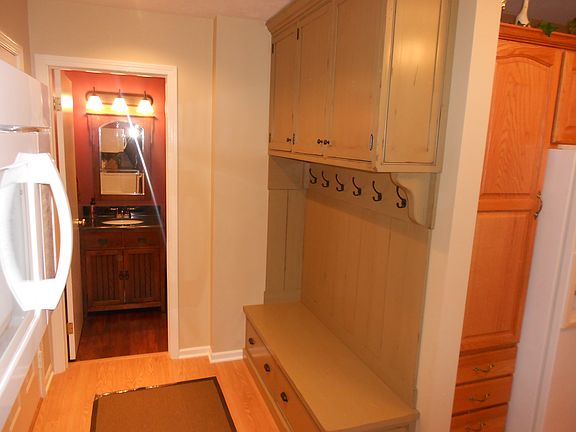 4th image of 10427 Northfield Dr