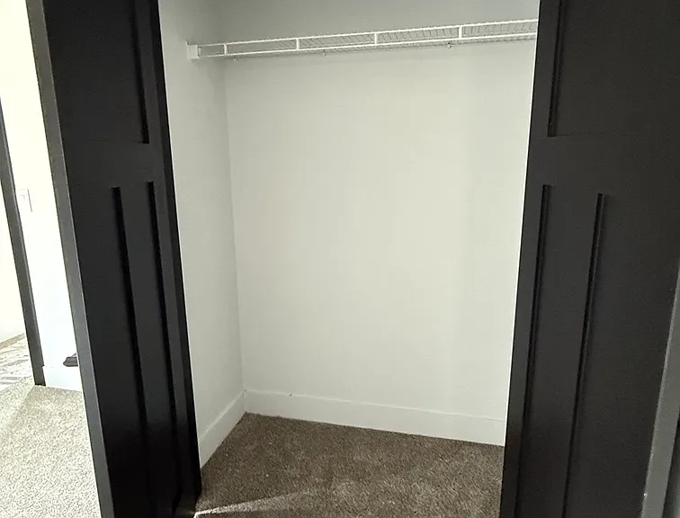 401 Memorial Rd #4 — Photo 15
