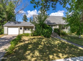 1718 Radisson Rd, Crookston, MN 56716