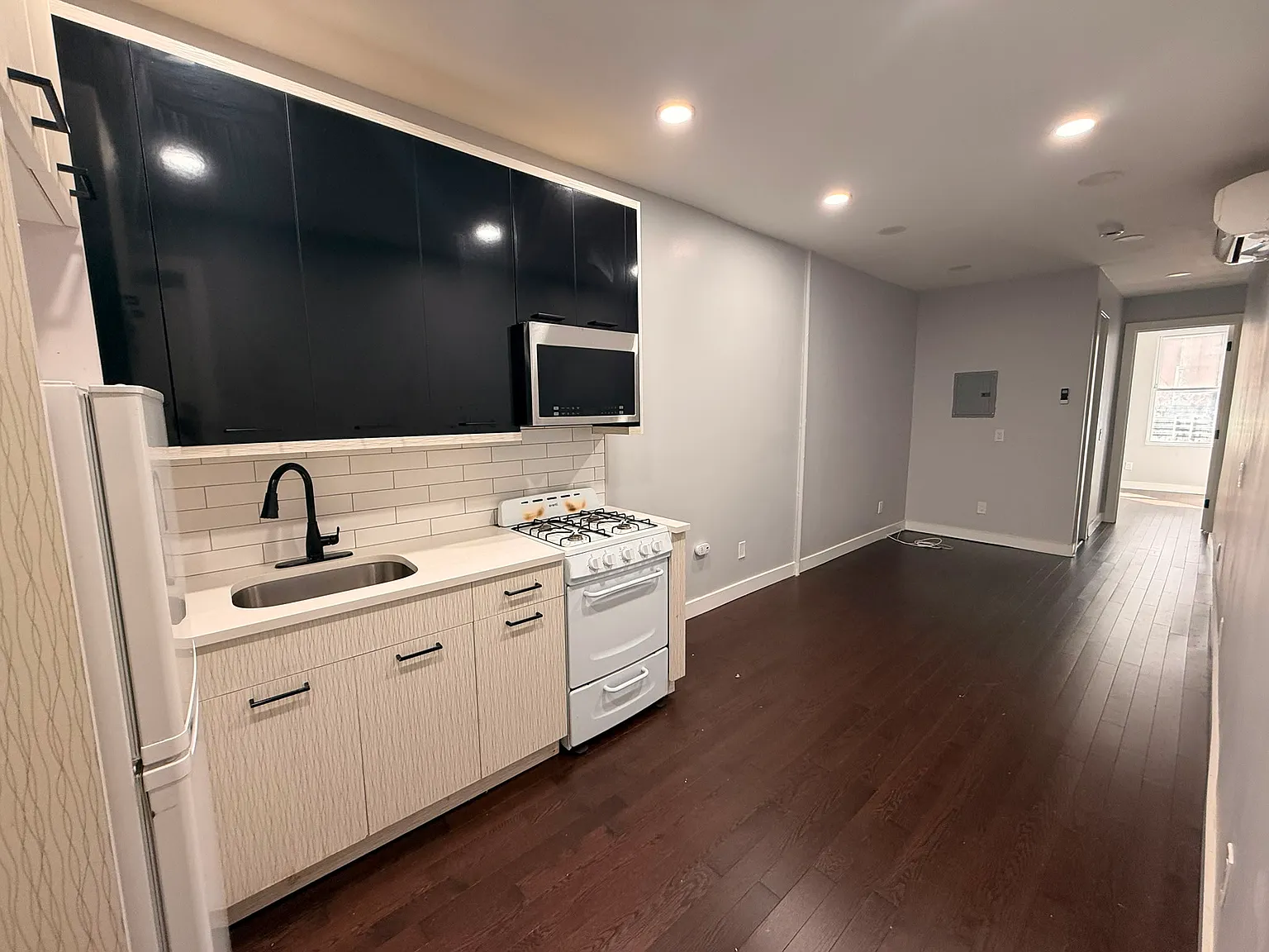 50 Jordan Avenue — Photo 2