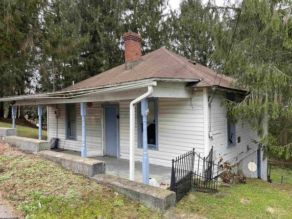 90 3rd St, Clarksburg, WV 26431