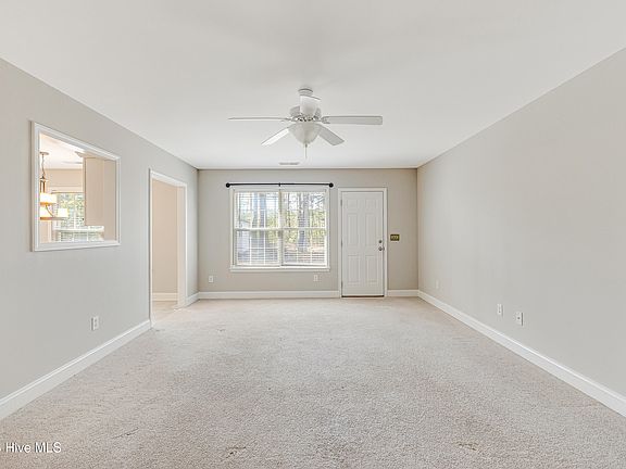 5th image of 441 Maplewood Drive NW