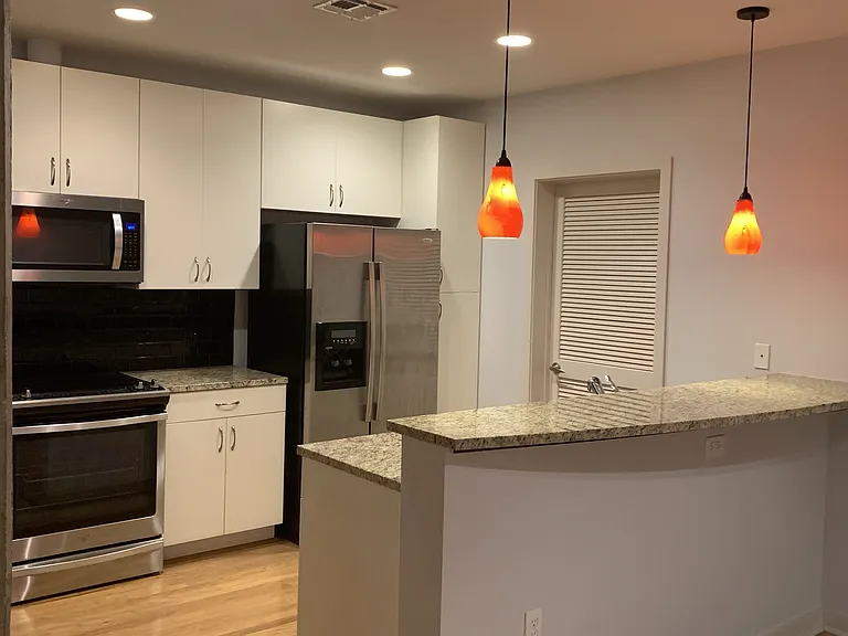 301 Demonbreun St #1610 — Photo 7
