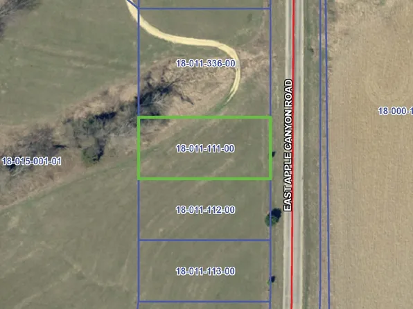 11A111 E Apple Canyon Rd, Apple River, IL 61001